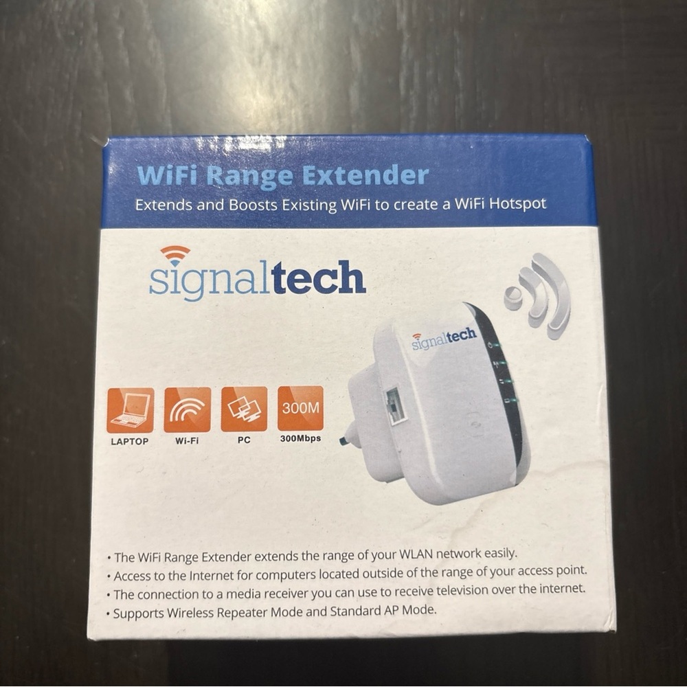 SignalTech WiFi Range Extender - Picture 2 of 4